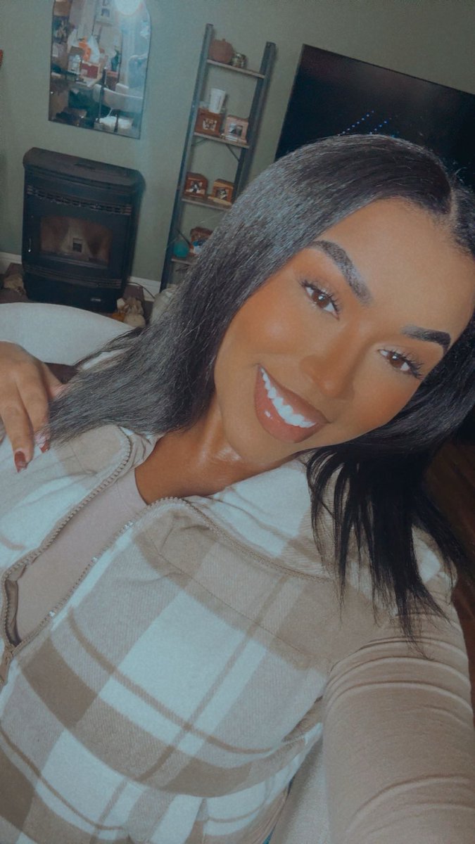 𝙲𝚛𝚊𝚣𝚢 𝙱𝚎𝚊𝚞𝚝𝚒𝚏𝚞𝚕 tweet media