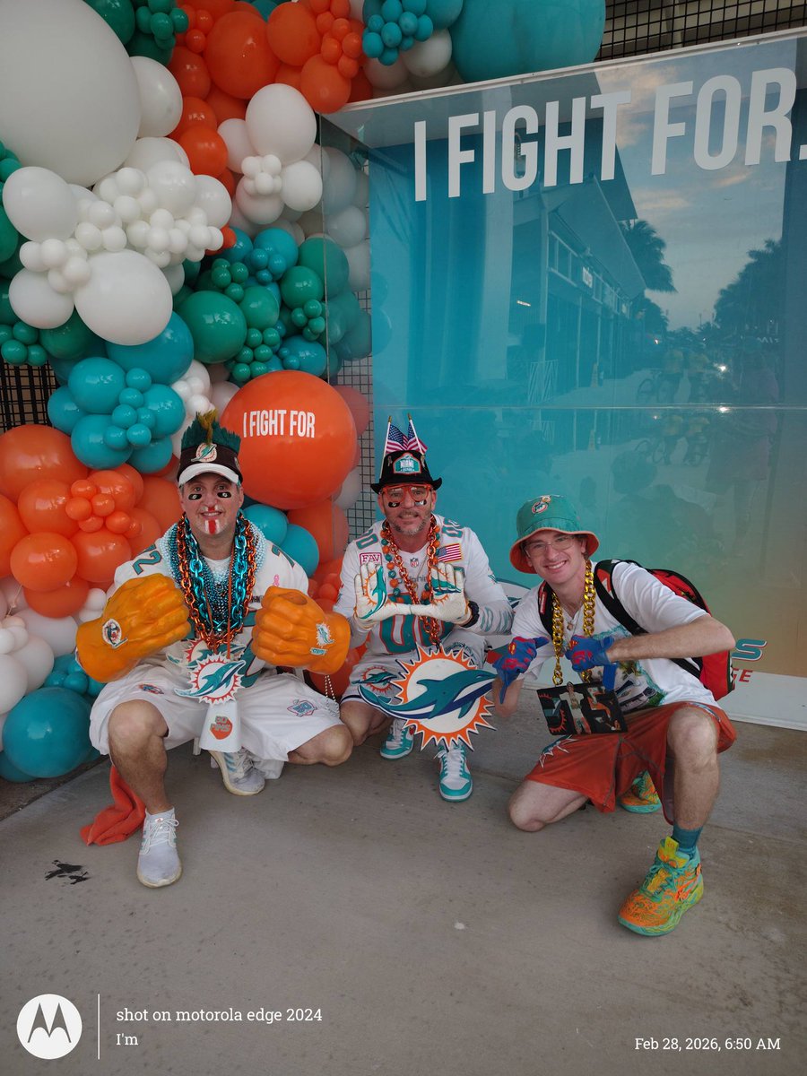Phin Addicts tweet media