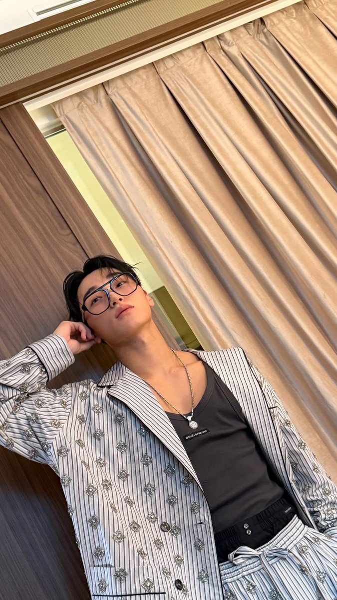 [📷] #CHOISAN instagram story