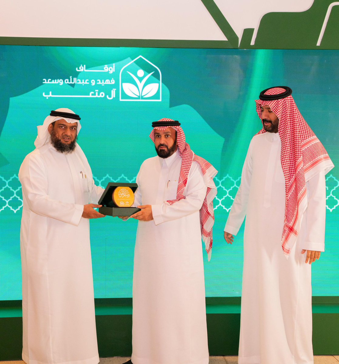 شخصيات من سبيع tweet media