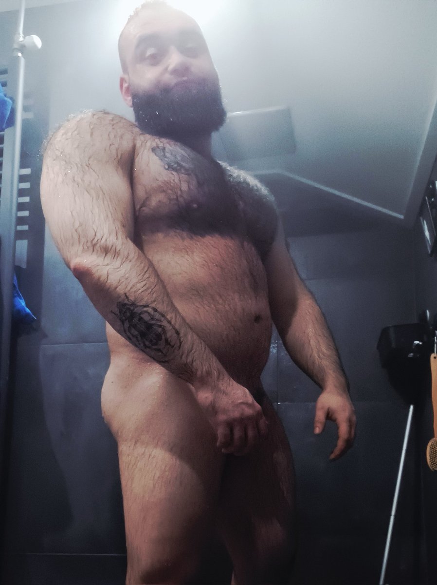 Aubearon tweet media