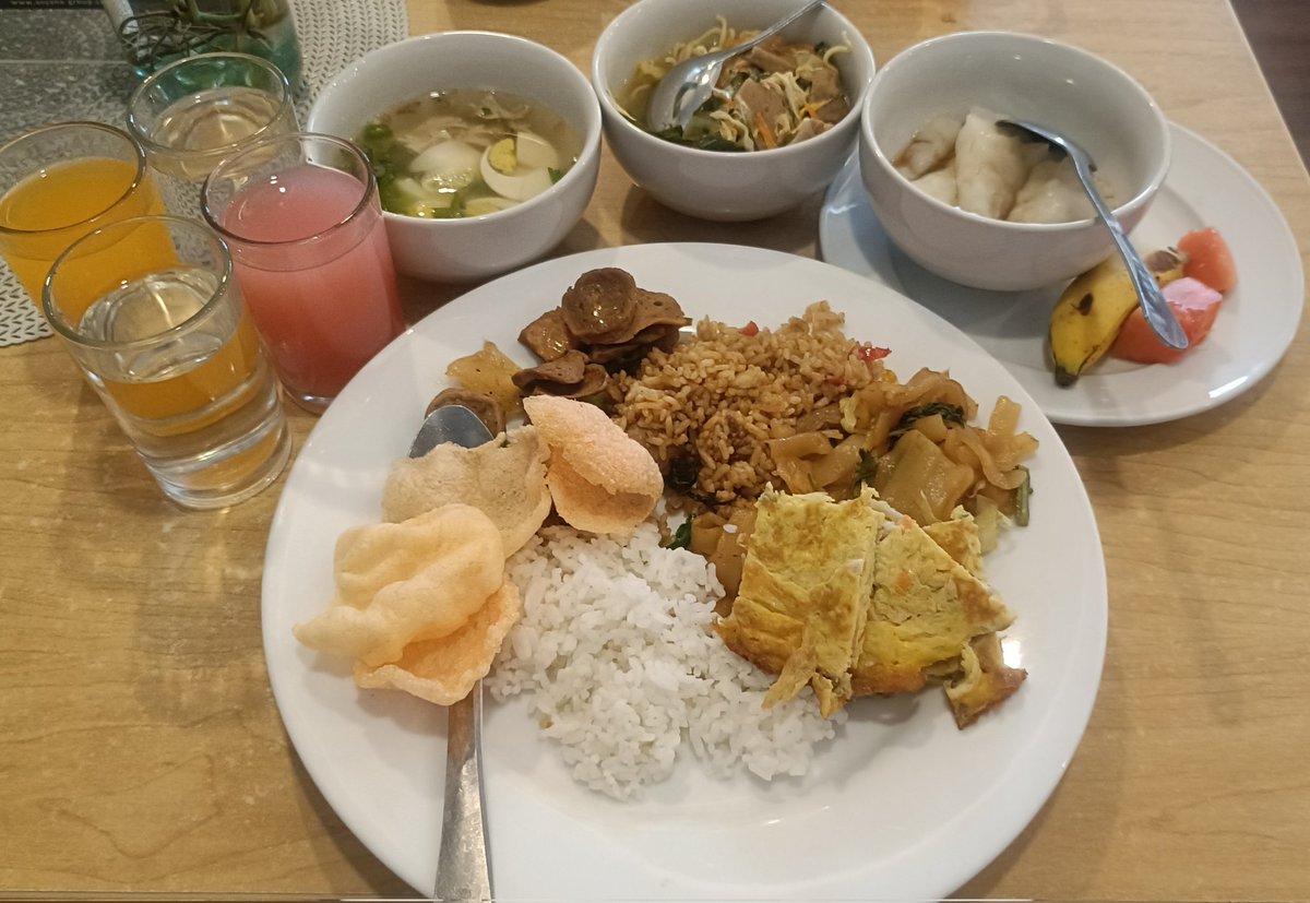 Breakfast time 😁😋