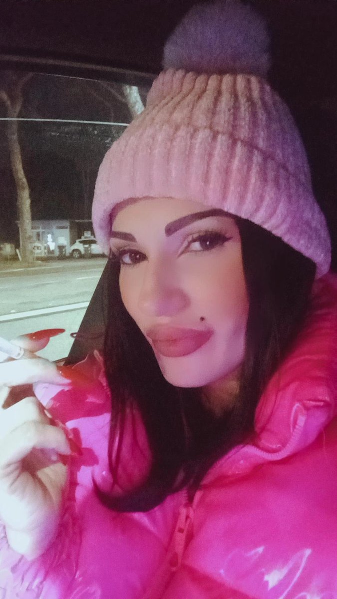 serenarinaldix's tweet photo. Buon sabato a tutti.. https://t.co/UsiUfrZwbL