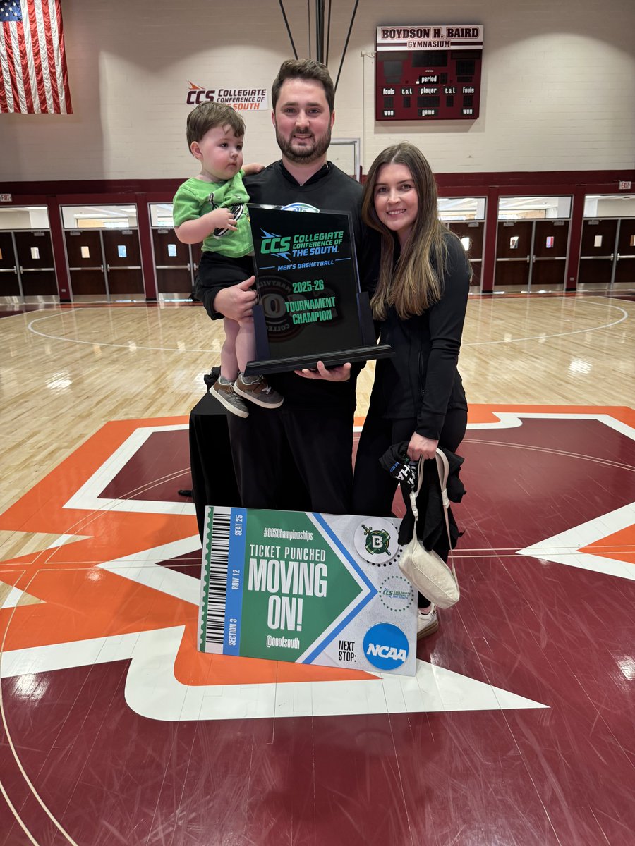 jonathancomer tweet media