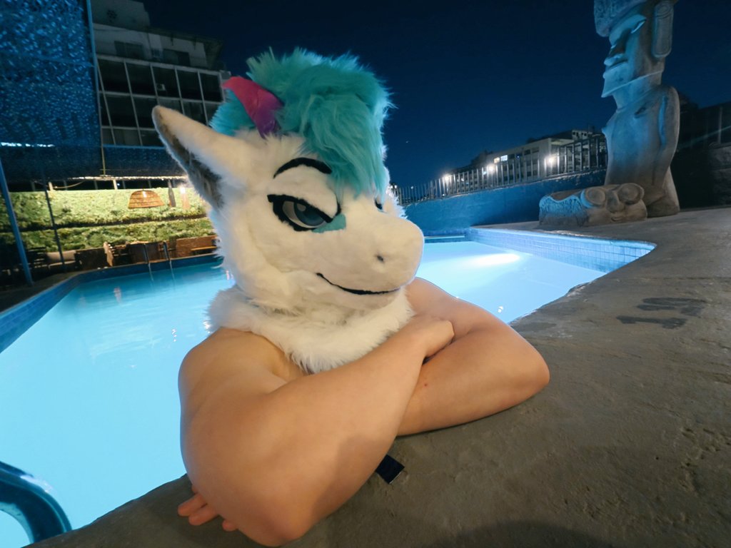 CosmicDerg tweet media