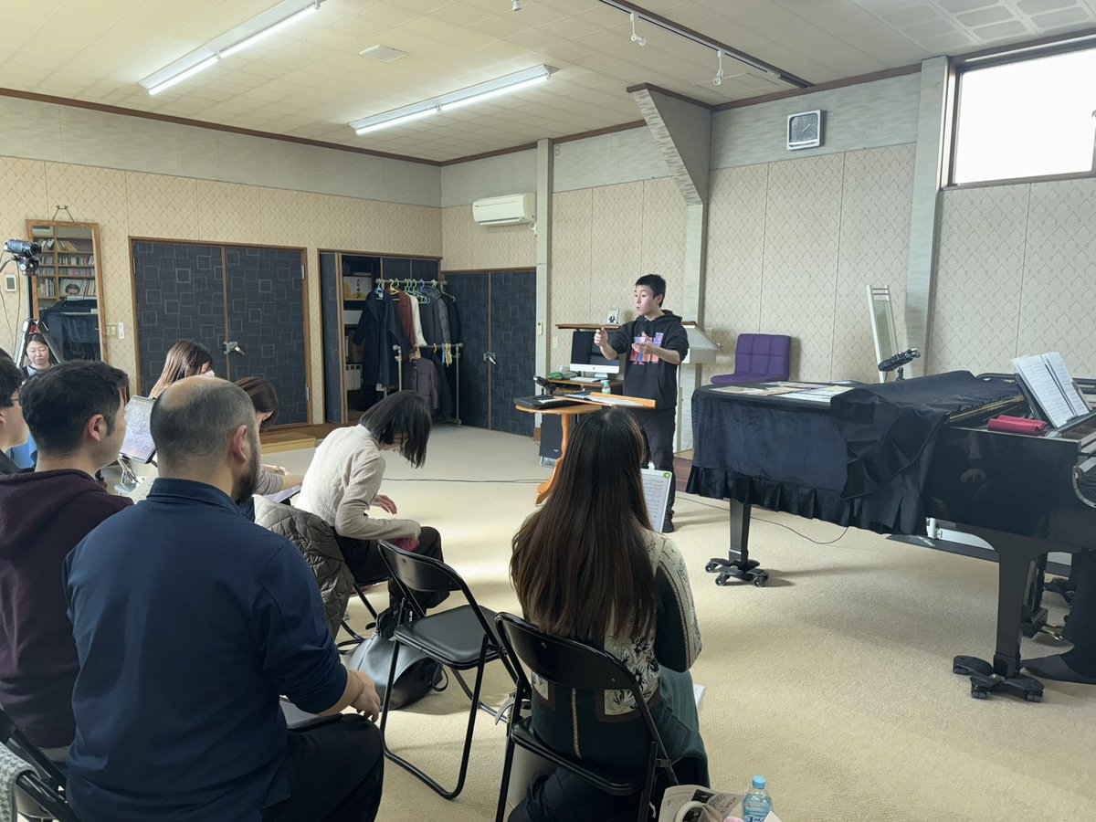 AmplusChoir's tweet photo. おはようございます！
本日はこちらに出演させていただきます〜！英国珠玉セトリです！🇬🇧
ぜひお越しください！

JCDAコーラスアカデミー第1期生　修了コンサート

2026年3月1日（日）14:00開演
国立音楽大学附属中学校・高等学校スタジオ 新2号館3階

全席自由：2,000円 https://t.co/OIJfK0aaum