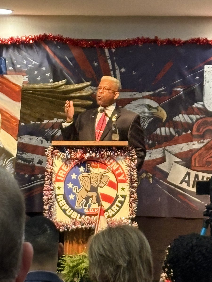MixsonJim's tweet photo. Great evening at the Iredell County GOP Reagan Day Dinner last tonight. It was an honor to meet and hear from Lt. Col. Allen West. His remarks on patriotism, perseverance, and the responsibility of citizenship were both timely and inspiring. #ncpol #ncgop #GOP https://t.co/zCk1st7tIU
