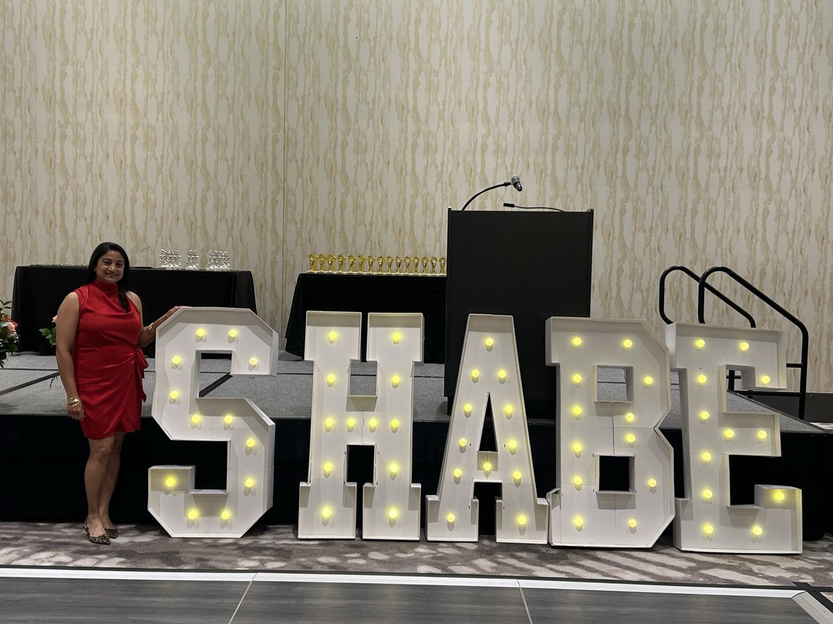 DLE_Lions's tweet photo. We celebrate Mrs. Nair, DLE ESL Teacher of the Year, at the SHABE Awards Banquet! ✨Thank you for championing our emergent bilingual students and elevating learning at DLE.
#DLEProud #LevelUp #TeacherExcellence #SHABE @FortBendISD https://t.co/6AAUc6ryeC