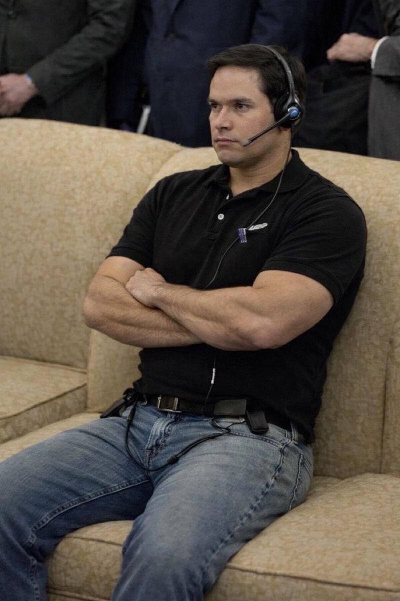 CryptiaWrld's tweet photo. @mrpunkdoteth reporting for duty $rubio https://t.co/xw0S7thexT