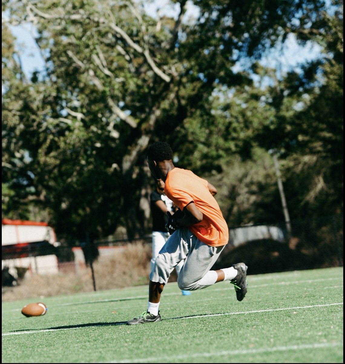Xaviermccall222's tweet photo. Xavier Mccall c/o-2030 wr. Couple of pictures from training this morning and 1 clip from my 7v7 game at southern miss. https://t.co/1yEmvUIJCQ
