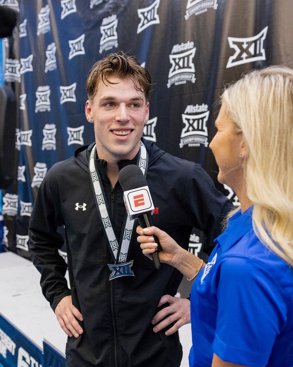 UTAHswimdive's tweet photo. Are you not entertained? 👑

#GoUtes | #Big12SD https://t.co/FIQiNv92P6
