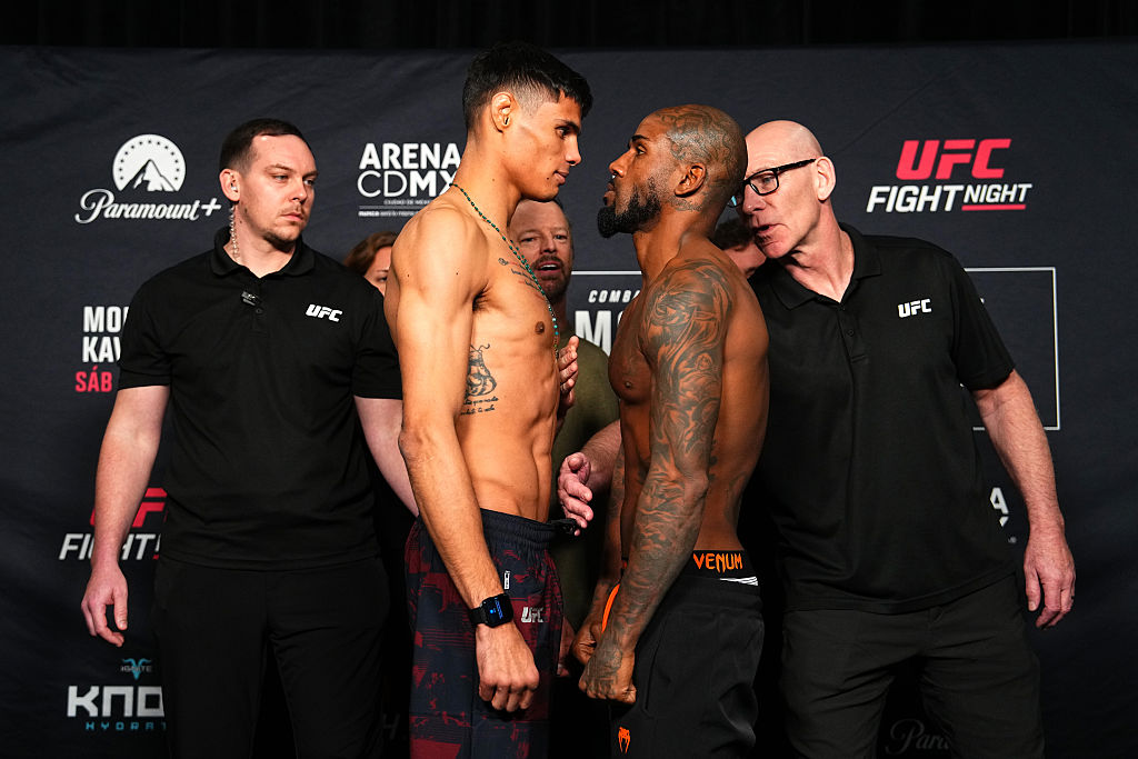 sharee0012's tweet photo. It's Main Card's Time 🔥🔥🔥

Watch Free Live Stream here: https://t.co/74XjGYY2z7

#UFCMexico #UFCMexicoCity https://t.co/oiEY7dMKTV