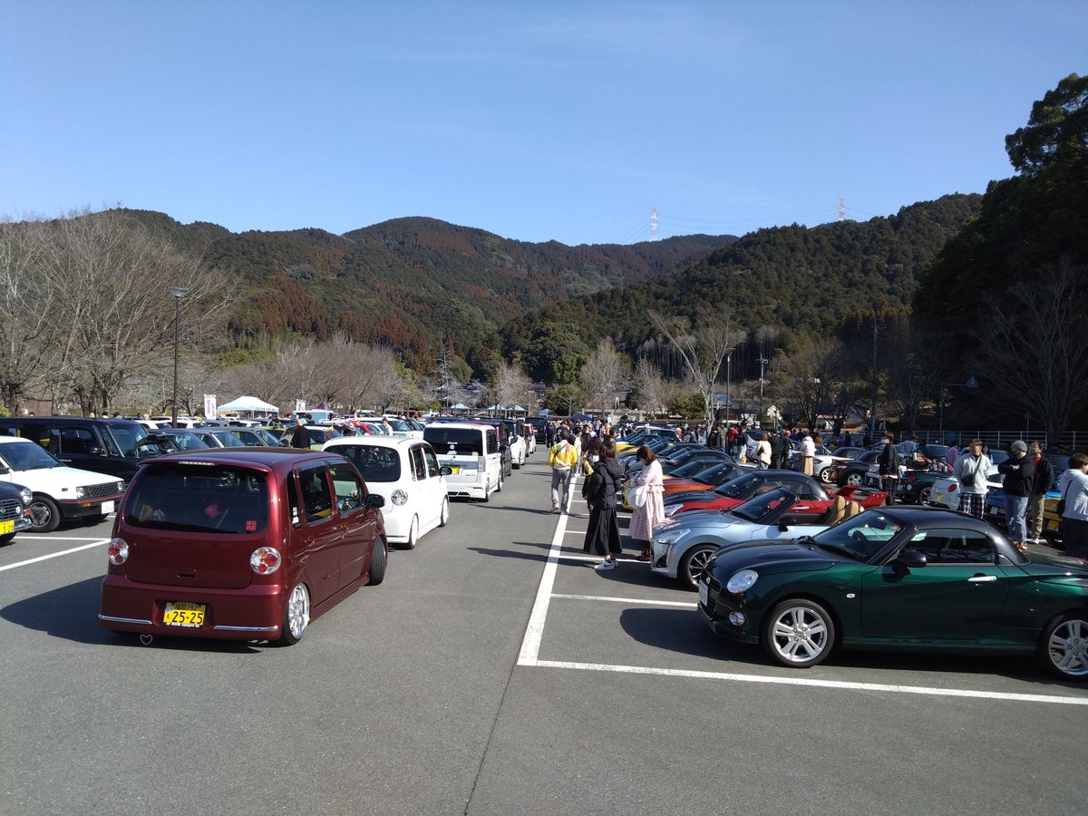 満車！もう入れません！

九州ダイハツミーティング