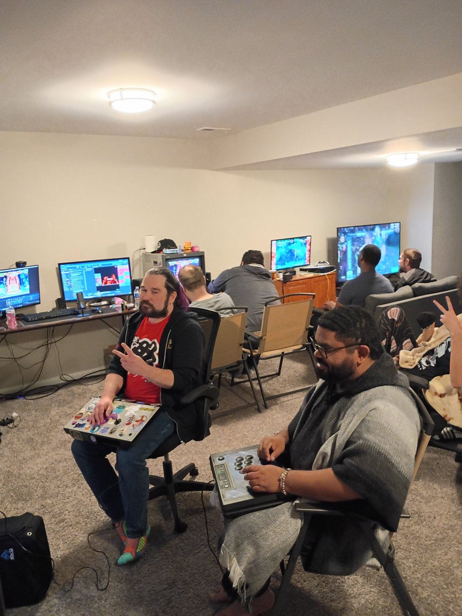 VMP MiniMaww @Moment Slice Monthly/Dio Sega tweet media