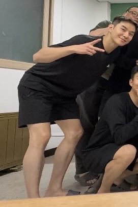 웁스 ㅋㅋ 장딴지 ,, 대한건아만세