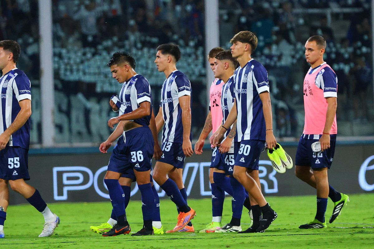 EricTalleres1's tweet photo. ¿Lo mejor que tenemos hoy?

LOS PIBES DEL CLUB y poco más. https://t.co/cEEH0unOKE