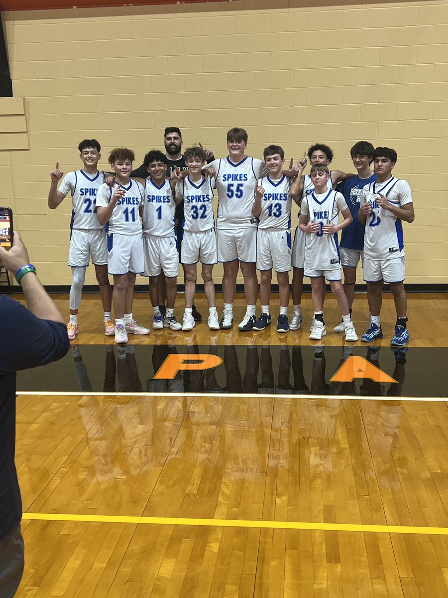 Riley Langthorp tweet media