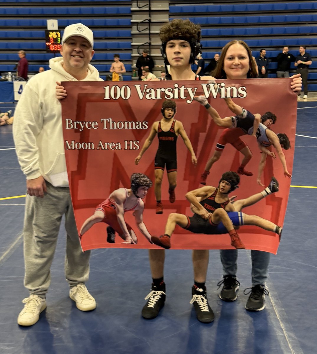 Coach Muraco tweet media