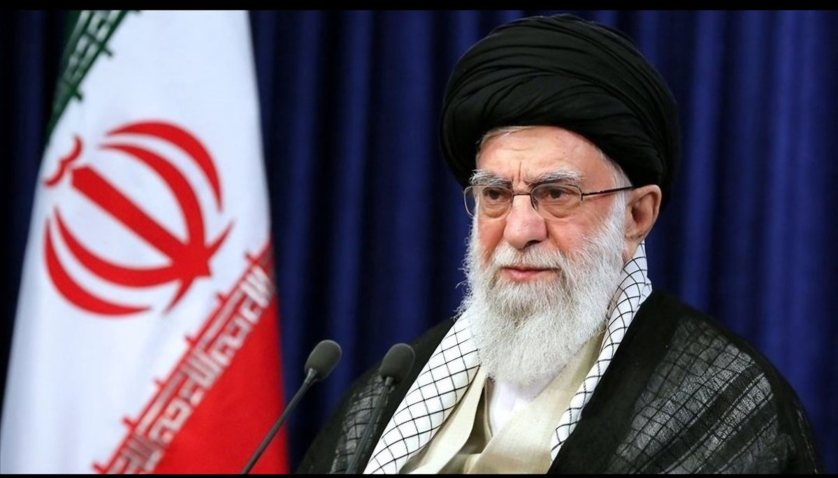 #SONDAKİKA İran, Dini Lider Ali Hamaney'in İsrail saldırısında öldürüldüğünü duyurdu.
#savas #iran #hamaney #israil #ABD