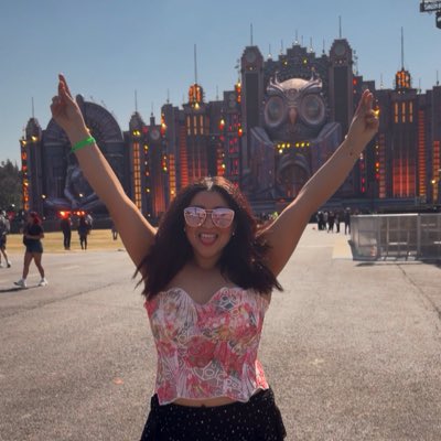 belisbell's tweet photo. #NuevaFotoDePerfil https://t.co/vl6GRUvfJM
