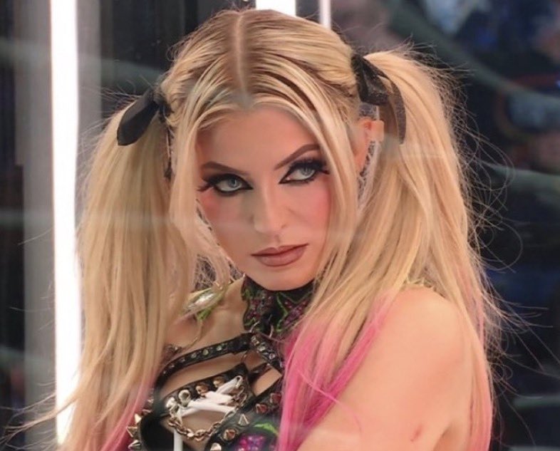 #AlexaBlissDeservesBetter