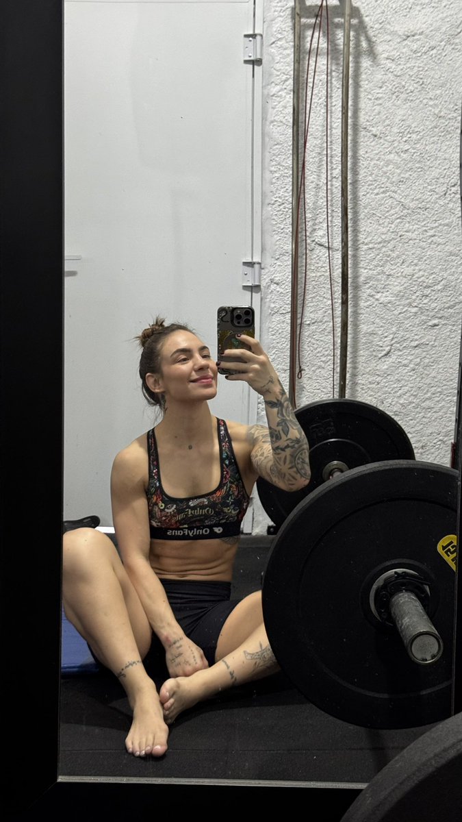 Nicolle Caliari tweet media