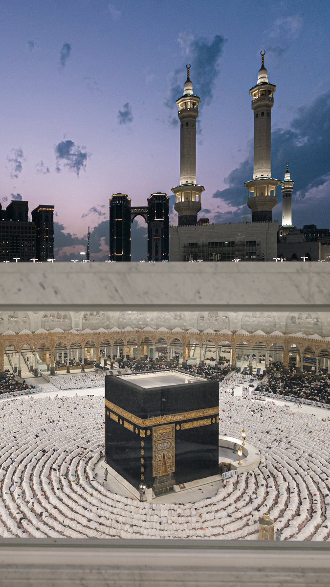 Makkah_wr's tweet photo. ربِ اجعل هذا البلد آمنًا مطمئناً وسائر بِلاد المُسلمين 🤍 https://t.co/aEx5yPjiWv
