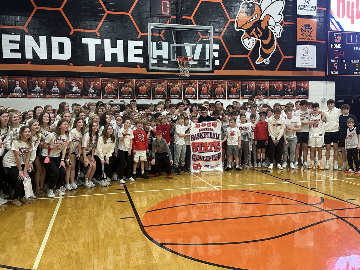 TreynorNation's tweet photo. Pretty awesome to be celebrating two teams making it to the state tournament back to back years! 19th appearance in the State Tourney for both the girls and boys programs. 5th time in School History that they both qualified in the same year!!! @TreynorHoops @TreynorGirlsBB https://t.co/Y5IFzawAAK