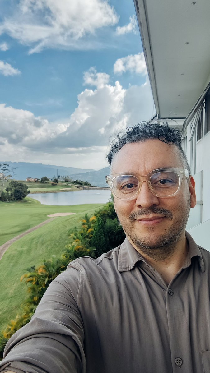 jarolmonge's tweet image. 🤓 #retrica