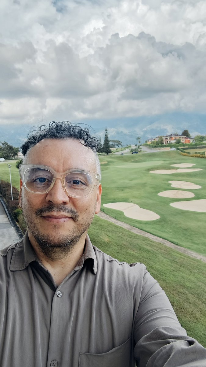 jarolmonge's tweet image. 🤓 #retrica