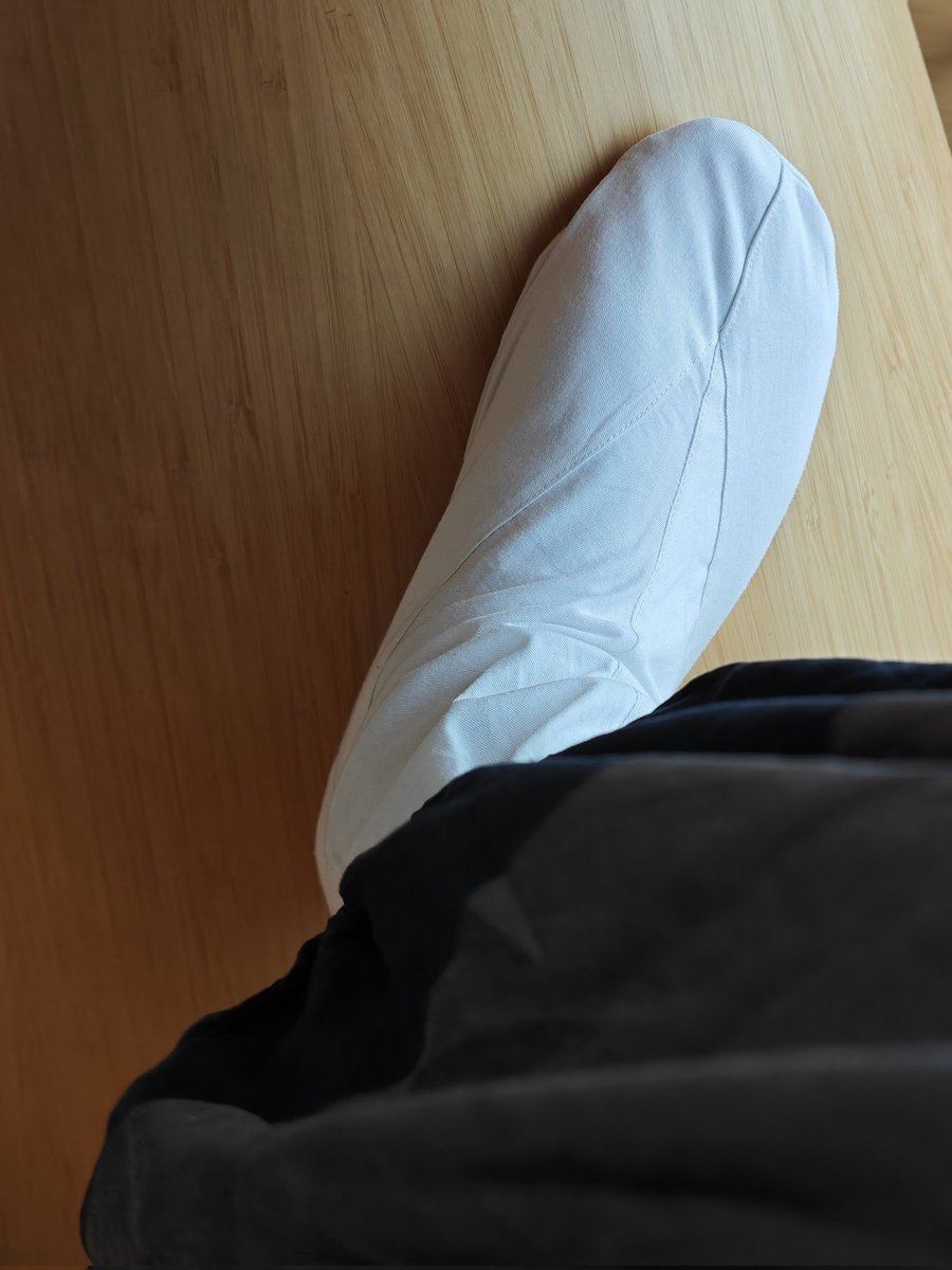 踏破芒鞋 tweet media