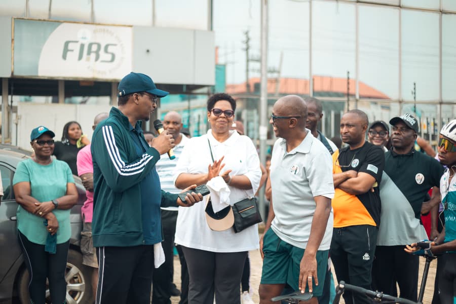 edostateirs's tweet photo. Dev. doesn't happen by accident, it’s powered by you! 
EIRS Boss, Hon. Oladele Bankole-Balogun, thanks Edo taxpayers for the ongoing projects across our 3 sen. dist.
Under the NTAA 2025, you must file tax returns by Mar 31st. Get your Tax ID here: 🌐 https://t.co/xUwjQbnVSa https://t.co/21uIQIEu0X