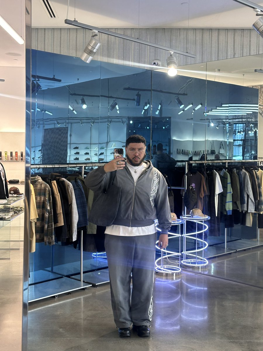 phekatayanagi's tweet photo. ❄️🧊🥶🩵 https://t.co/RxFwIlbbYF