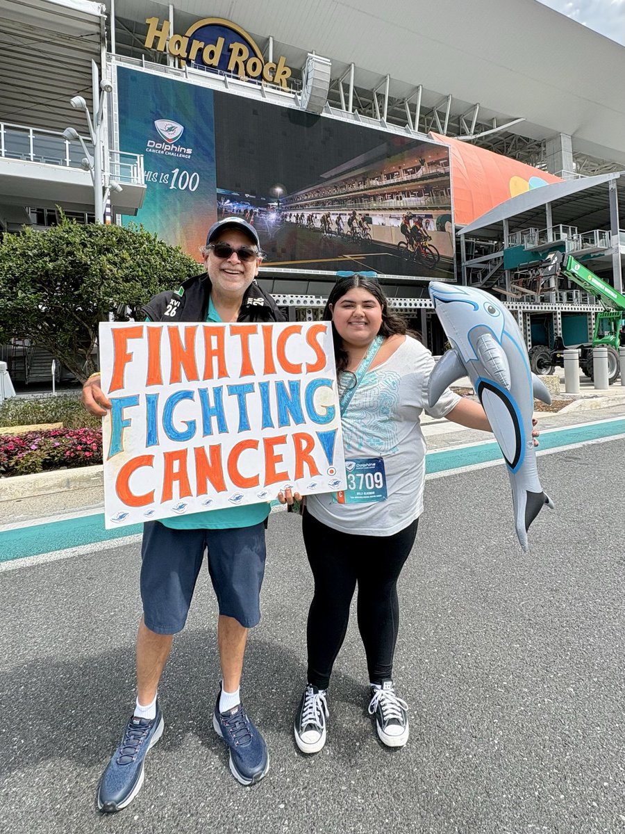 AaronGlassman's tweet photo. So much fun today at the @MiamiDolphins DDC event! @MollyGlassman2 & I had a blast seeing all our Dolfriends & a bunch of players! So proud to be part of this important cause. Thx to everyone who donated & help us exceed our goals! #FinatiicsFightingCancer #CanesAgainstCancer https://t.co/F3fGPGt9pw