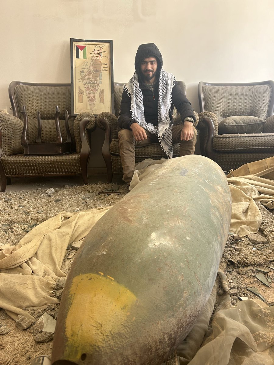 We refuse to die, tell them we will stay here 🇵🇸🫂❤️‍🩹