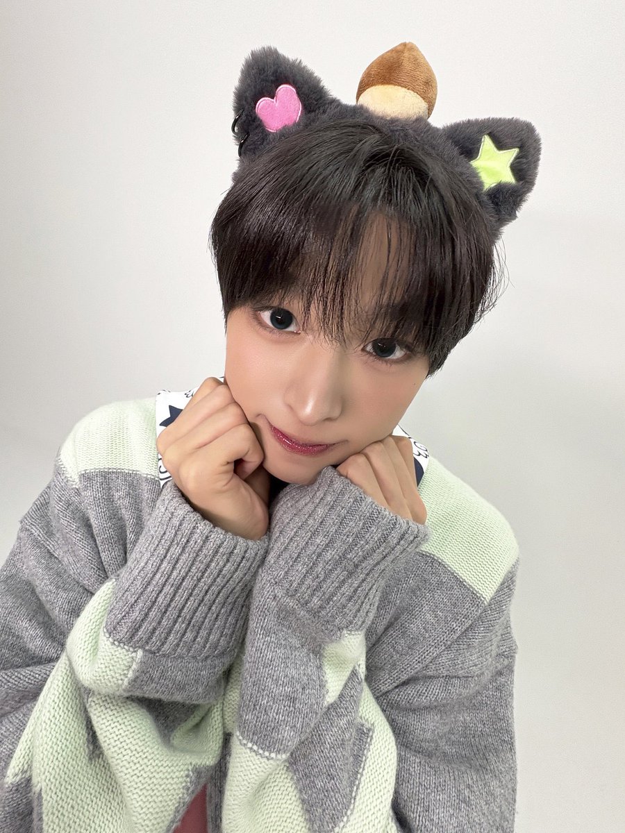 #마음찍은트친과아무것도하지않지만그저서로를뮤트하지않았음을확인하며3월도행복하시길바라기