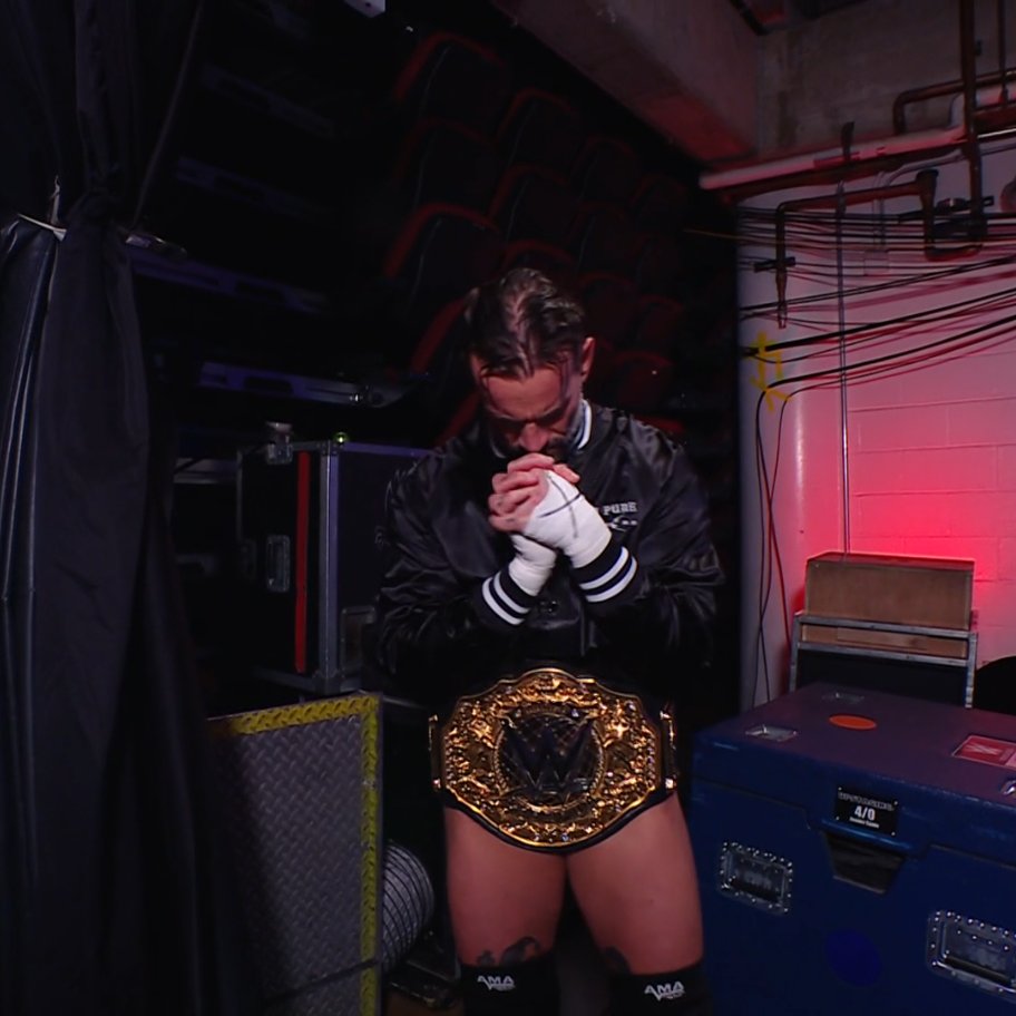 WrestleFeatures's tweet photo. This is one of the best entrances WWE has done in a long time.

Aura off the scale.

Loved it.

#WWEChamber https://t.co/X1q1Szvfqf