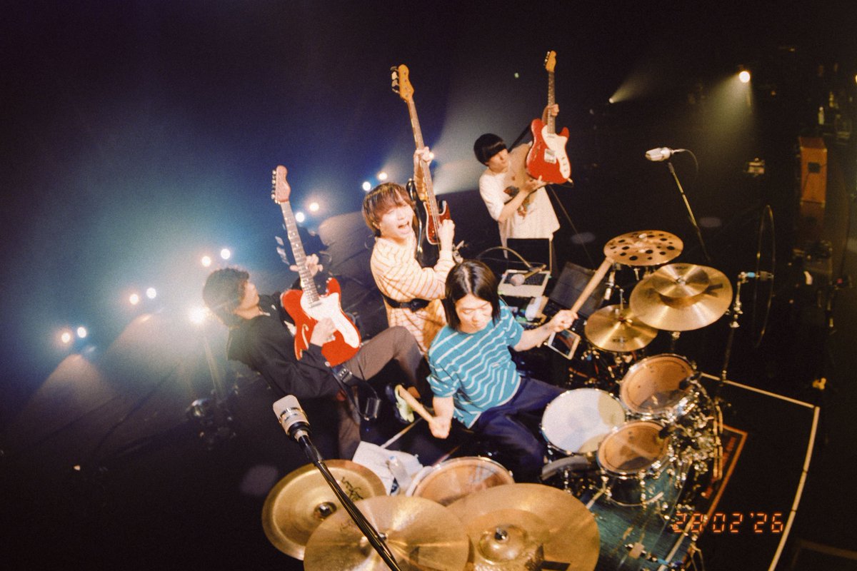 C G Am Em F C F G tweet media