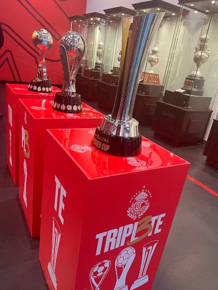 La Banda del Rojo 04 🇲🇽 🇱🇻 tweet media