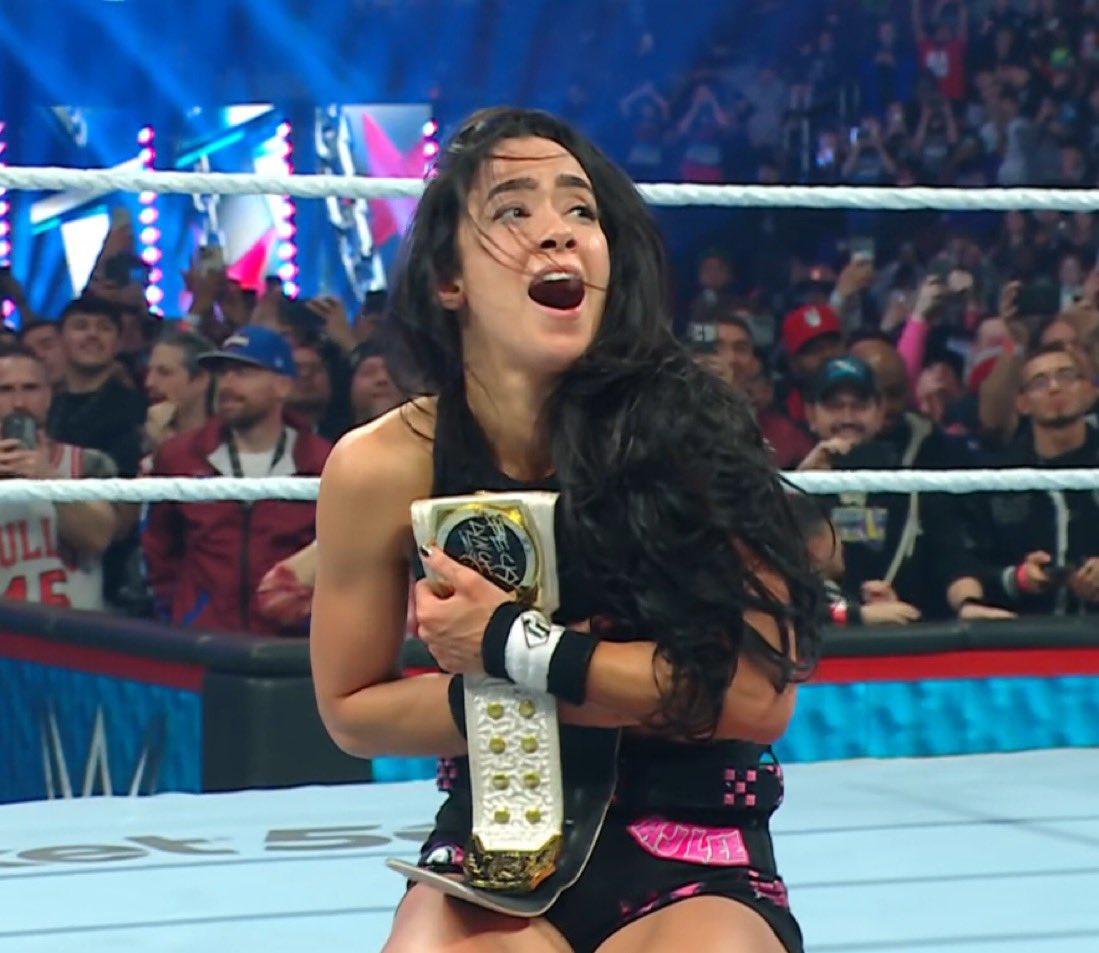gabu_moon's tweet photo. QUEM É AJ LEE?

🌎Em geografia, meu mundo.
👑Em história, minha rainha.
➗Em matemática, minha solução.
💊Em biologia, meu medicamento.
🔭 Em astronomia, meu universo.
💡Para o cego, é a luz.
🥖Para o faminto, é o pão.
💧Para o sedento, é a fonte de água.
❤️Para mim, é tudo. https://t.co/4PhTd6GdGI