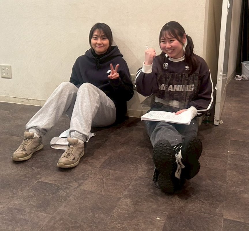 おはようございます！！
「 #わたしの履歴書」
どめちゃん初日です！！✨️
気合いいれてがんばるぞー！！

本日の相方はなつ！！！
なつねめちゃお芝居に真摯に向き合ってるが超絶伝わってくるから力もらってるの！！だからがんばれる🥹🥹

本日13:00～！！お楽しみにー！！！