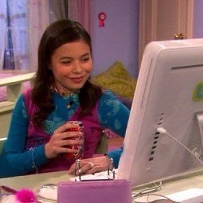 sheslaydaily's tweet photo. Me witnessing Aj Lee’s championship wins, 13 years apart https://t.co/LSXiX2Yu87