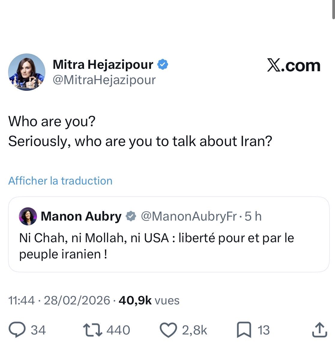 aschapire's tweet photo. Esto condensa el estado del islamoizquierdismo. Mitra, jugadora de ajedrez iraní que se exilió en Francia tras jugar sin velo en solidaridad con las mujeres de su país, le responde a diputada de La Francia Insumisa que dice ni “Sha ni mulá, libertad por y para el pueblo iraní”. https://t.co/B828P6rIm0