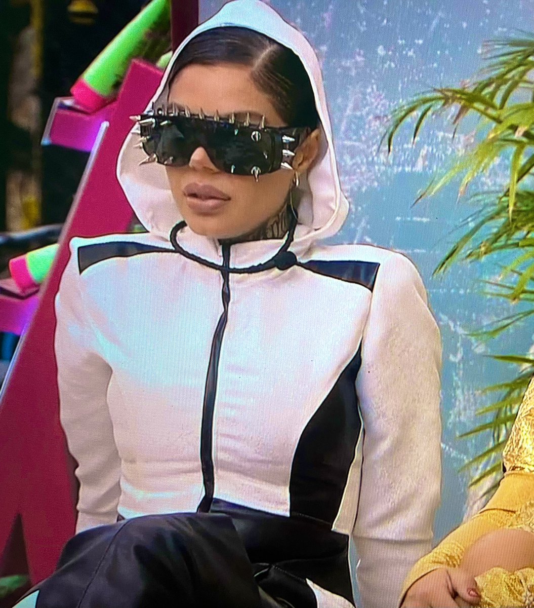 Ihssssss el flow de Melissa todo que ver 🤌🏼 #LaCasaDeLosFamososCol3