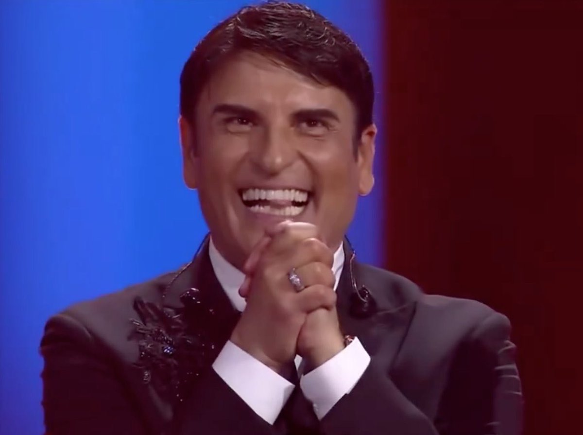 discovnnected's tweet photo. The people's princess #sanremo2026 https://t.co/zKOfgBkVzw