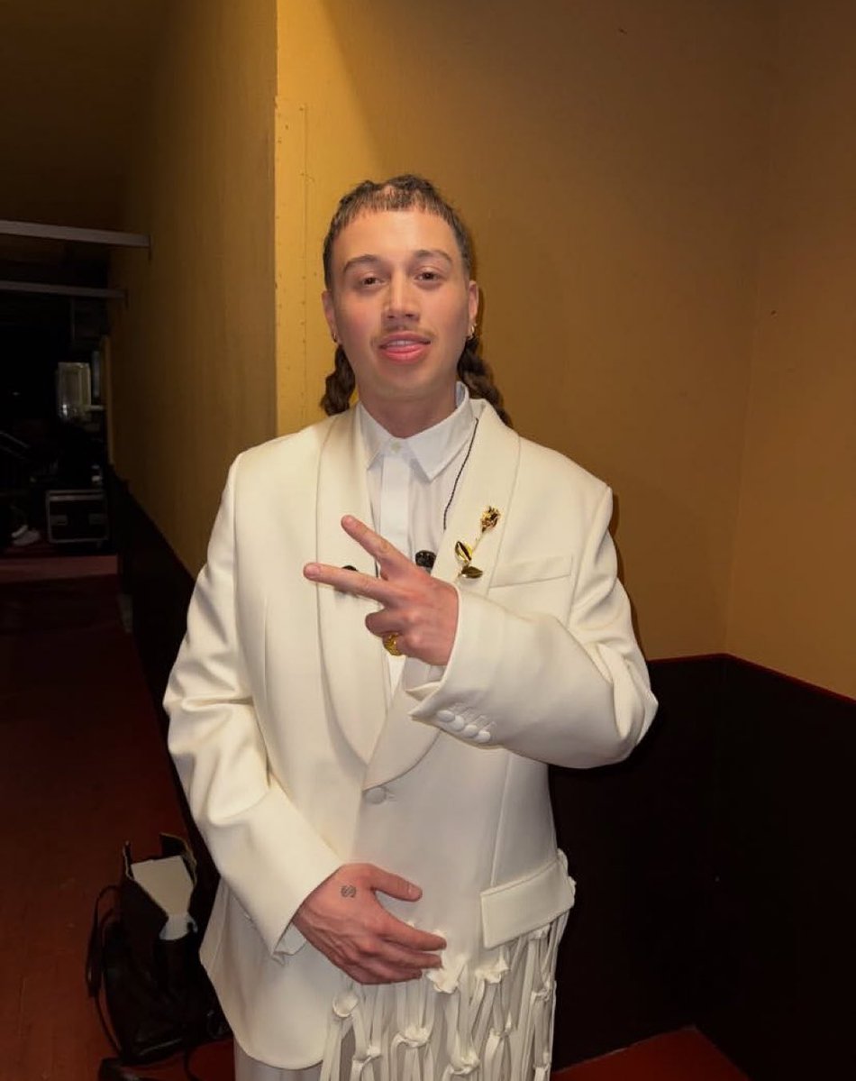 e comunque tu mi piaci tu mi piaci tu mi piaci tanto