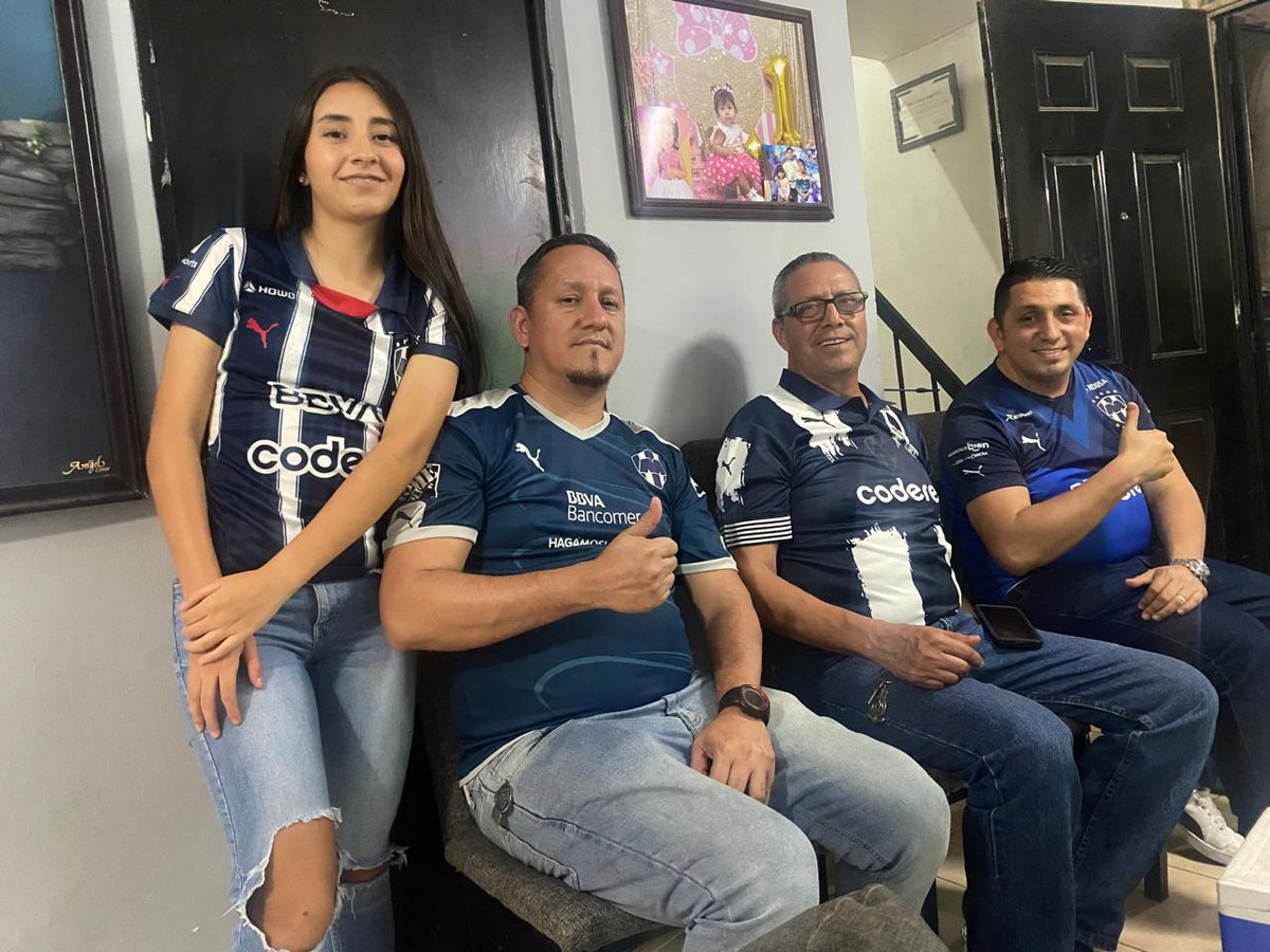 HectorCorpus5's tweet photo. #MegaFutbol vamos rayados https://t.co/cMTbkeZfK1