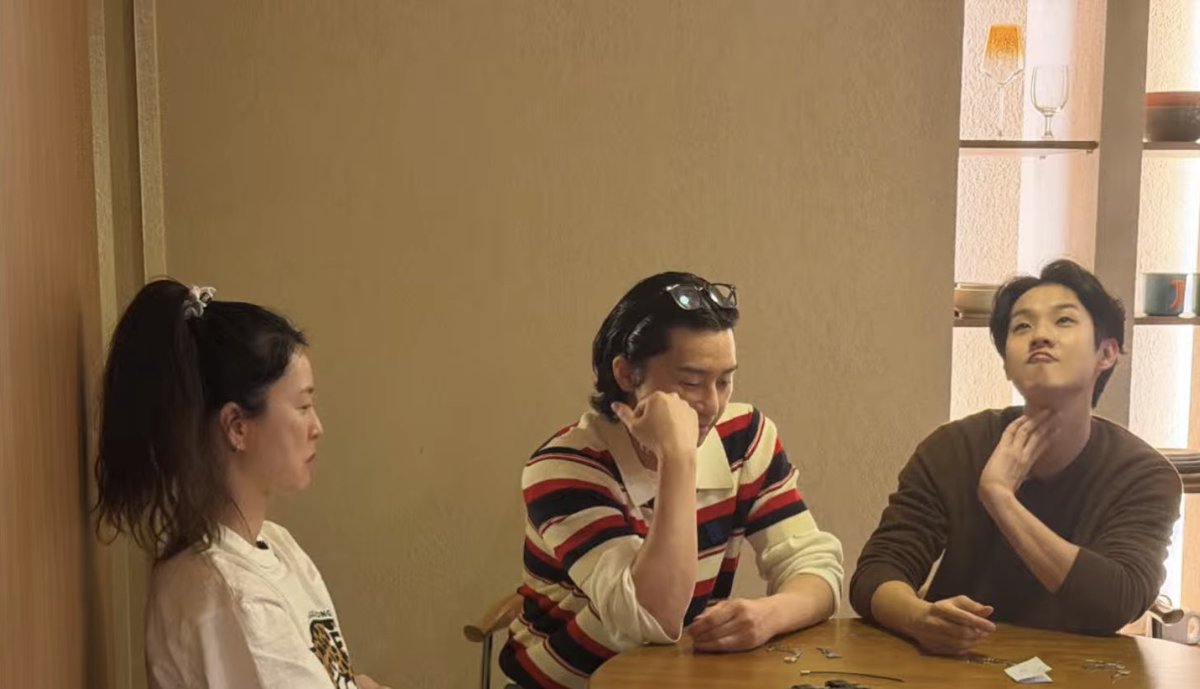 트윅스 tweet media