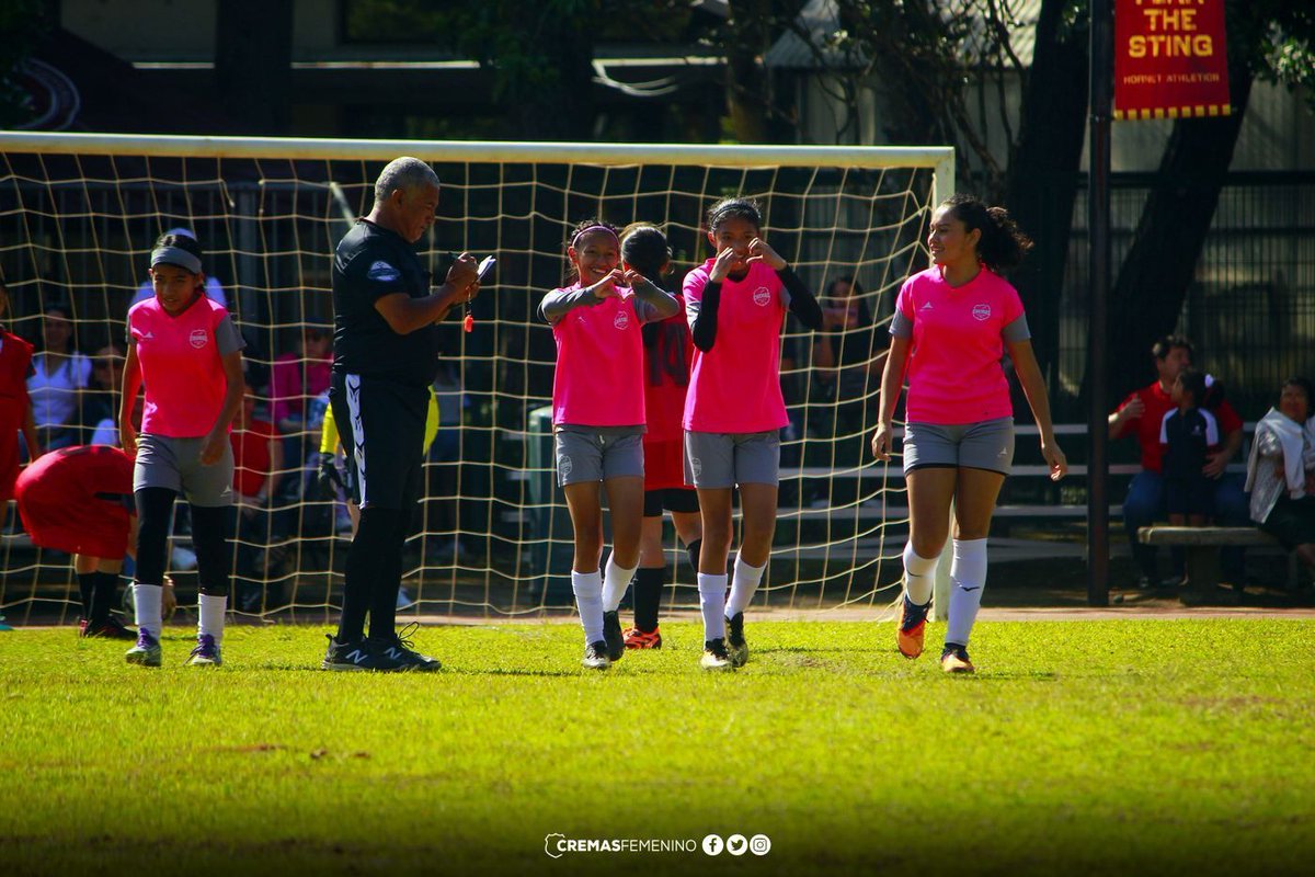 CremasFemenino's tweet image. #CremasFemenino #Sub13 👻⚽🫶