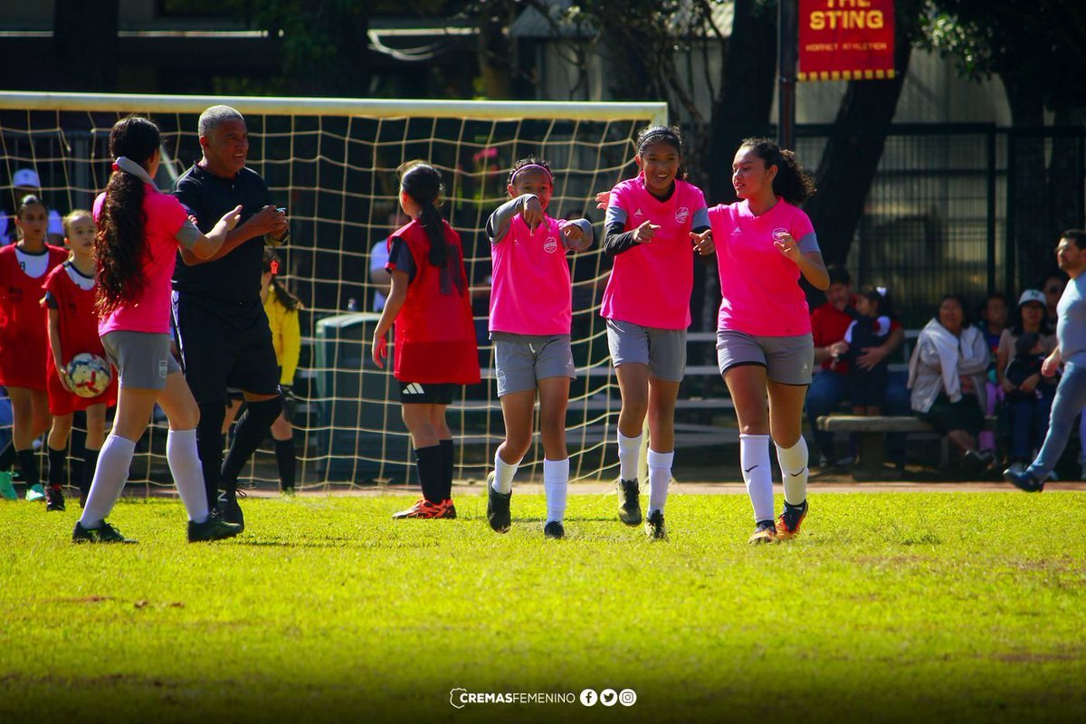 CremasFemenino's tweet image. #CremasFemenino #Sub13 👻⚽🫶